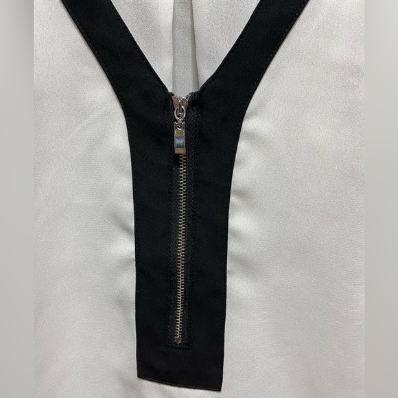 BCX Blouse Light Weight Sheer Partial Zip Blouse Top Shirt Size Small White - Picture 4 of 16